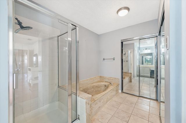 1301 Memory Lane 4924, Arlington, TX 76011