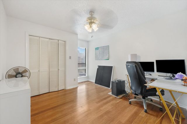 1301 Memory Lane 4924, Arlington, TX 76011