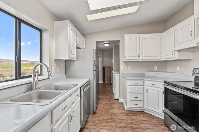 13477 Road 13 NW, Quincy, WA 98848