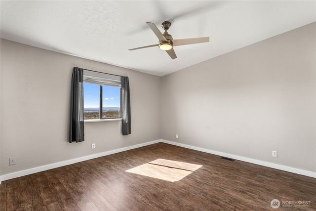 13477 Road 13 NW, Quincy, WA 98848