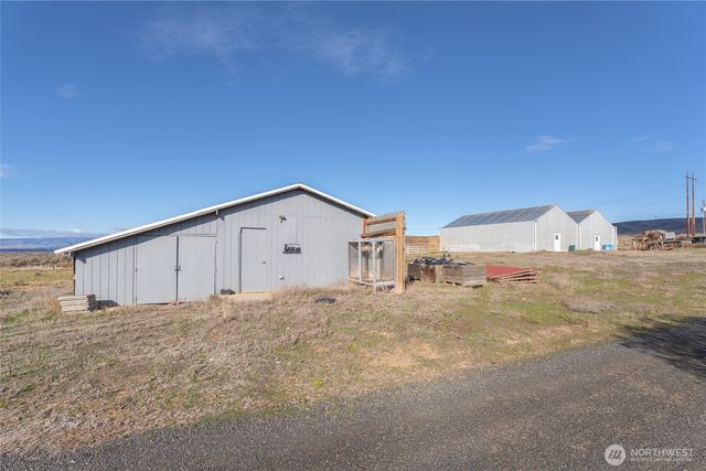 13477 Road 13 NW, Quincy, WA 98848