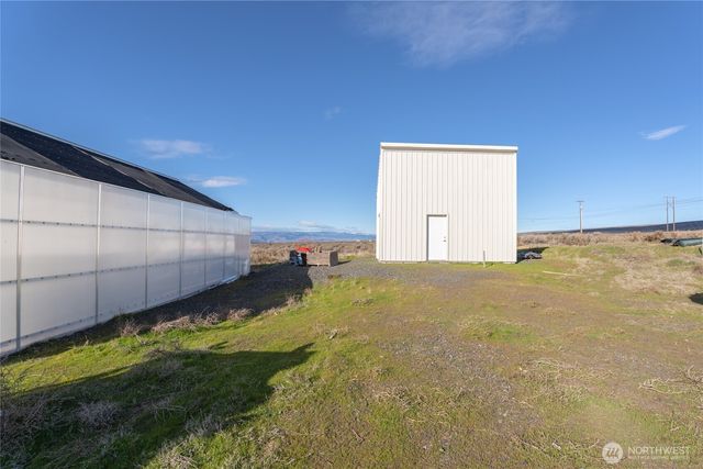 13477 Road 13 NW, Quincy, WA 98848