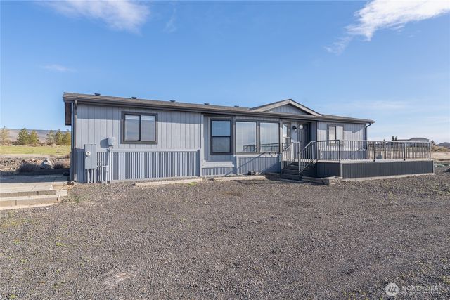 13477 Road 13 NW, Quincy, WA 98848
