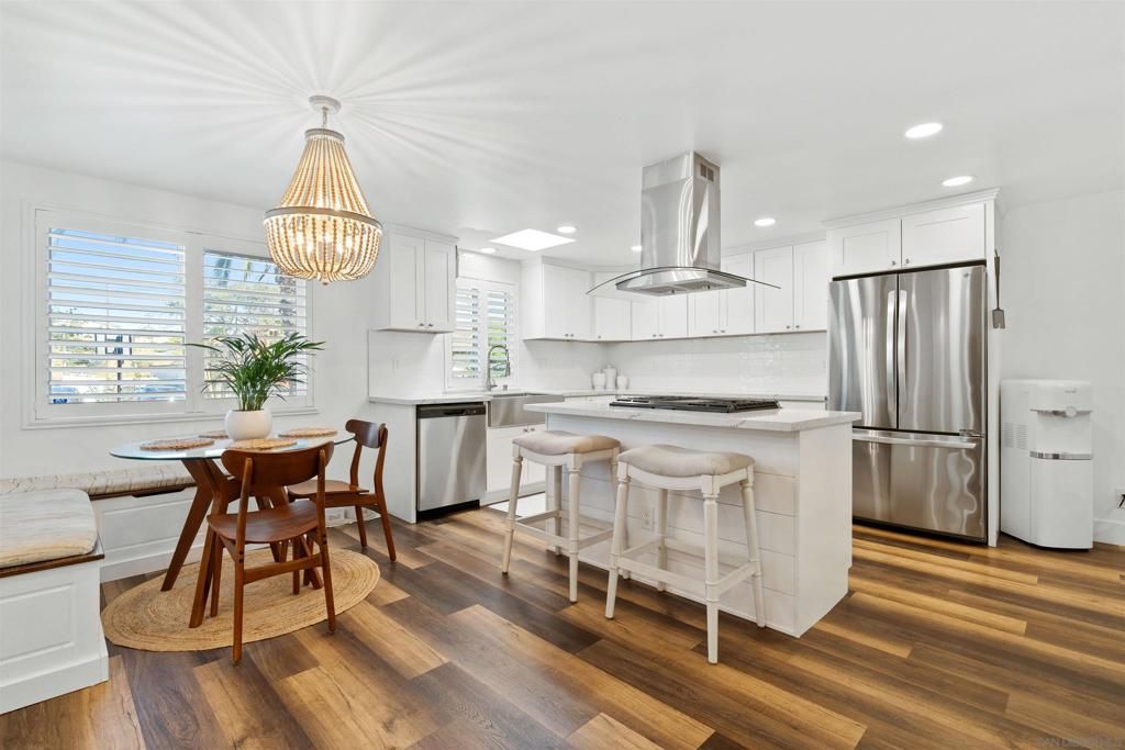 2216 Calle Chanate, San Diego, CA 92139