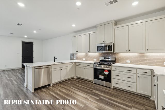 212 Dylan Way, Midlothian, TX 76065