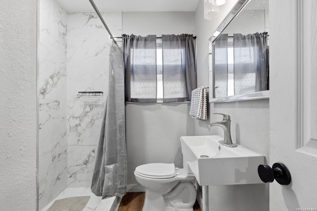 119 Savannah, San Antonio, TX 78213