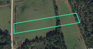3817 Woodlawn Dr., Loris, SC 29569