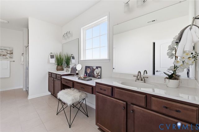 10456 Chickahominy Falls Ln, Glen Allen, VA 23059