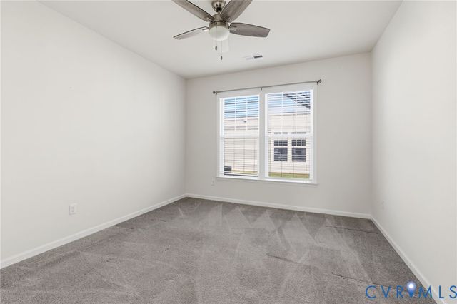 10456 Chickahominy Falls Ln, Glen Allen, VA 23059