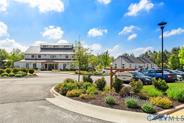 10456 Chickahominy Falls Ln, Glen Allen, VA 23059