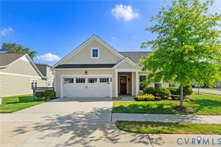 10456 Chickahominy Falls Ln, Glen Allen, VA 23059