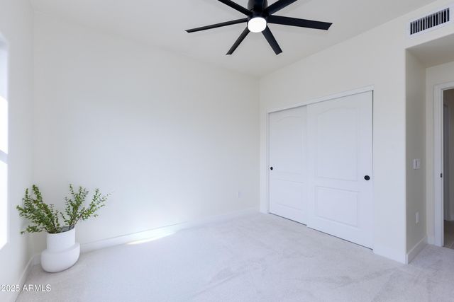 21320 N 56TH Street 2001, Phoenix, AZ 85054