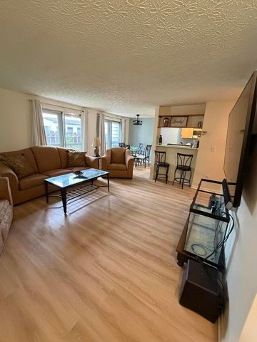 2515 Nassau Drive, 25D, Columbus, OH 43232