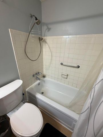2515 Nassau Drive, 25D, Columbus, OH 43232