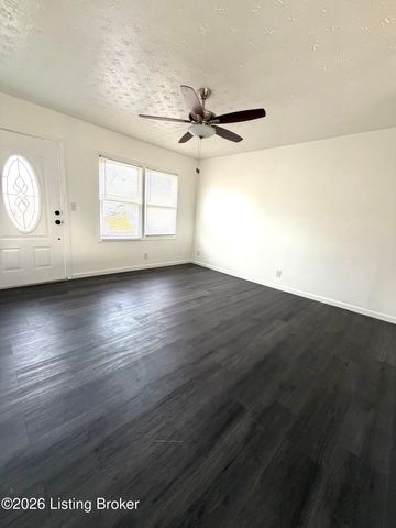 5102 Yew Ln, Louisville, KY 40213