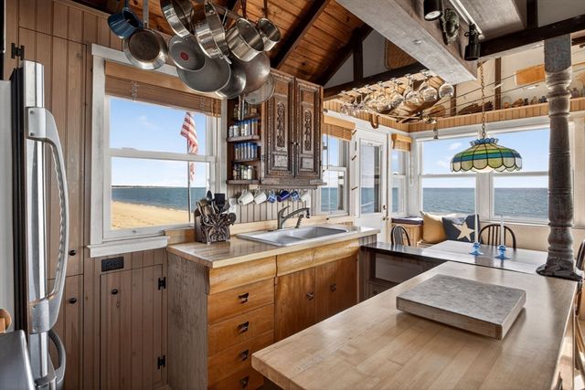 47 Pond Rd, Truro, MA 02666