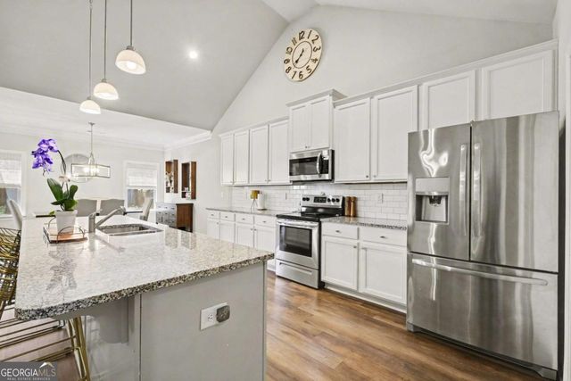 307 Fern Court, Hoschton, GA 30548