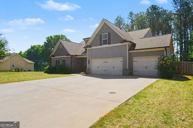 307 Fern Court, Hoschton, GA 30548