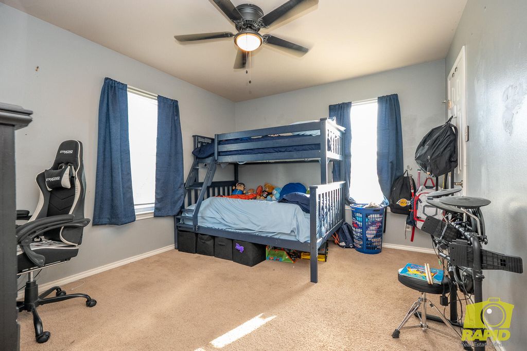 Image 16 of property listing at 614 W 25th Street, San Angelo, TX 76903