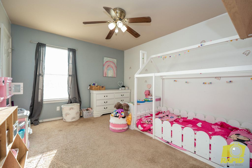 Image 18 of property listing at 614 W 25th Street, San Angelo, TX 76903