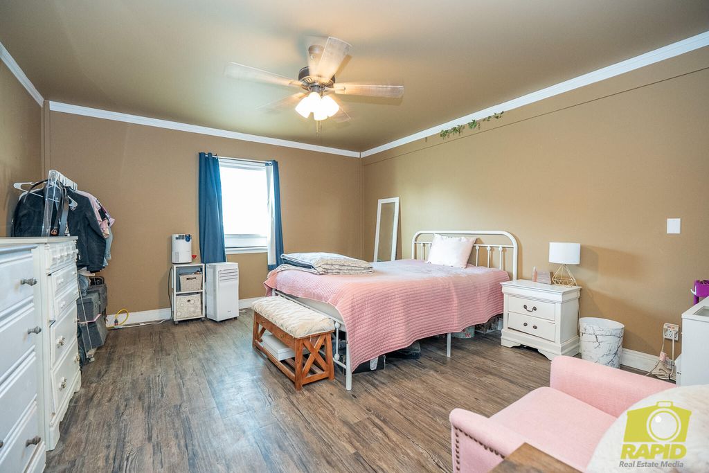 Image 21 of property listing at 614 W 25th Street, San Angelo, TX 76903