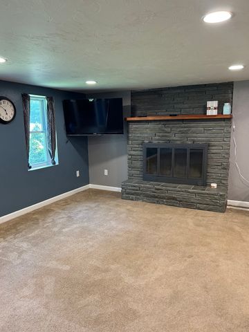 468 Podunk Road, East Brookfield, MA 01515