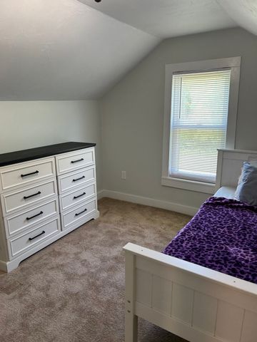468 Podunk Road, East Brookfield, MA 01515