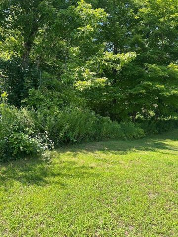 468 Podunk Road, East Brookfield, MA 01515