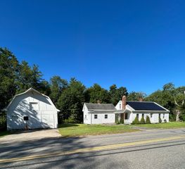 468 Podunk Road, East Brookfield, MA 01515