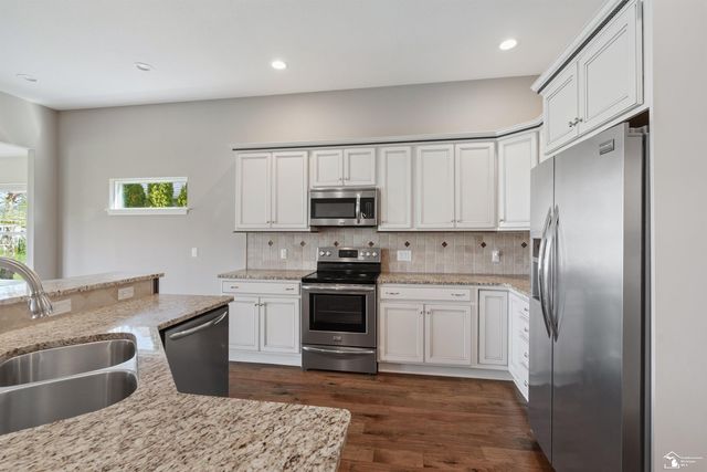 6763 W Summer Breeze Drive, Bedford Twp, MI 48144
