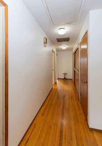 138 Woodcrest Place, Santa Cruz, CA 95065