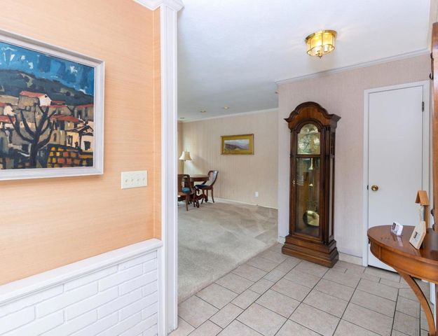 138 Woodcrest Place, Santa Cruz, CA 95065