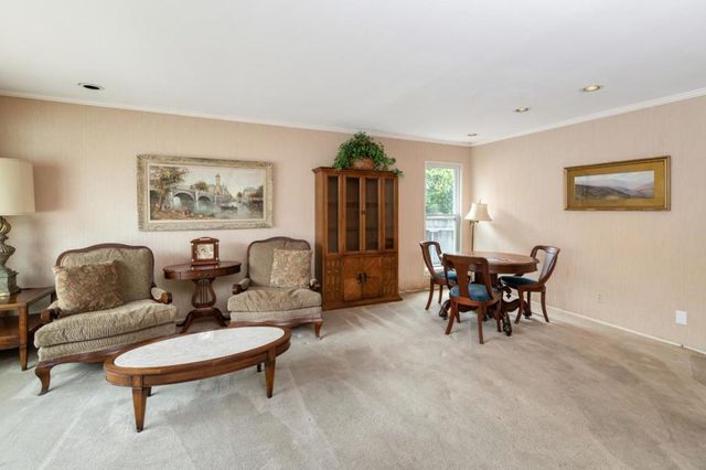 138 Woodcrest Place, Santa Cruz, CA 95065