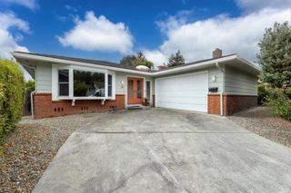 138 Woodcrest Place, Santa Cruz, CA 95065