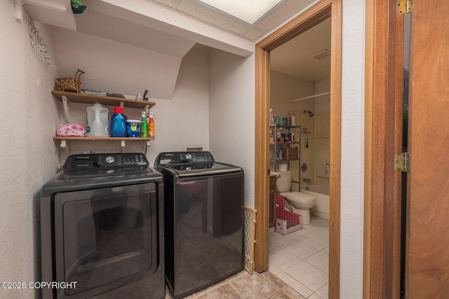 2000 E Red Fox Drive, Wasilla, AK 99654