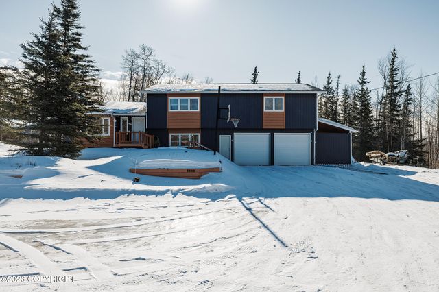 2000 E Red Fox Drive, Wasilla, AK 99654