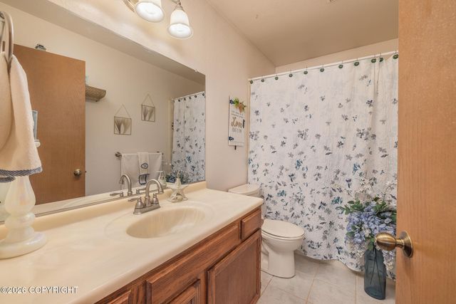 2000 E Red Fox Drive, Wasilla, AK 99654