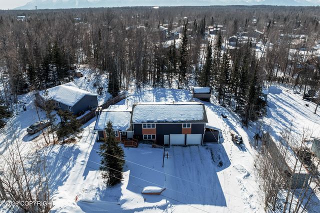 2000 E Red Fox Drive, Wasilla, AK 99654