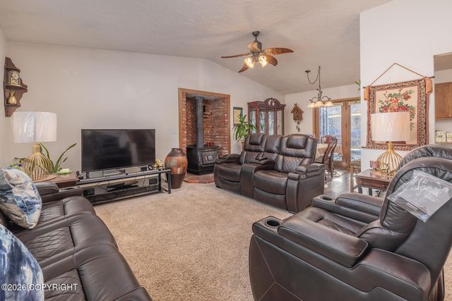 2000 E Red Fox Drive, Wasilla, AK 99654