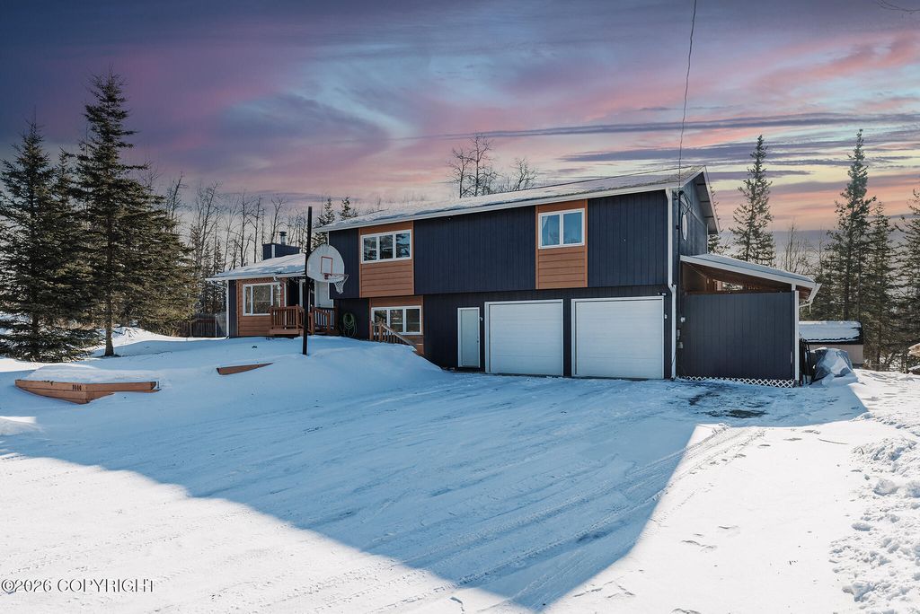 2000 E Red Fox Drive, Wasilla, AK 99654