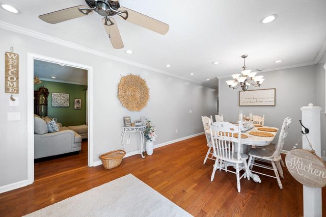 301 Clebourne Avenue, Chickamauga, GA 30707