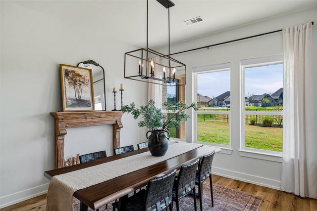 2713 Village Road, Granbury, TX 76049