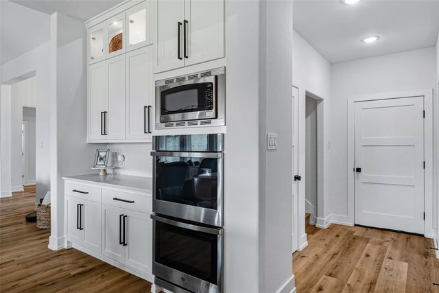 2713 Village Road, Granbury, TX 76049