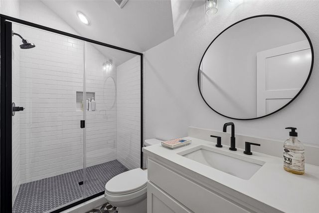 2713 Village Road, Granbury, TX 76049