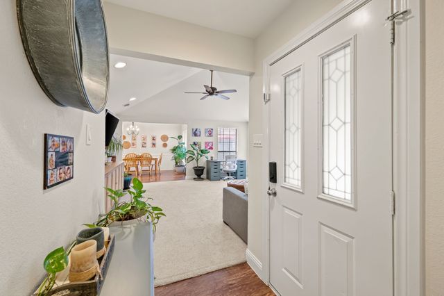 2611 Cummings Drive, Bedford, TX 76021