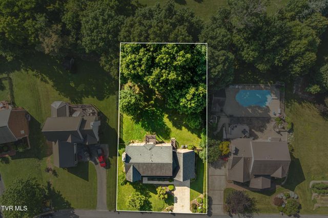 3507 Bondwood Circle, Johnson City, TN 37604