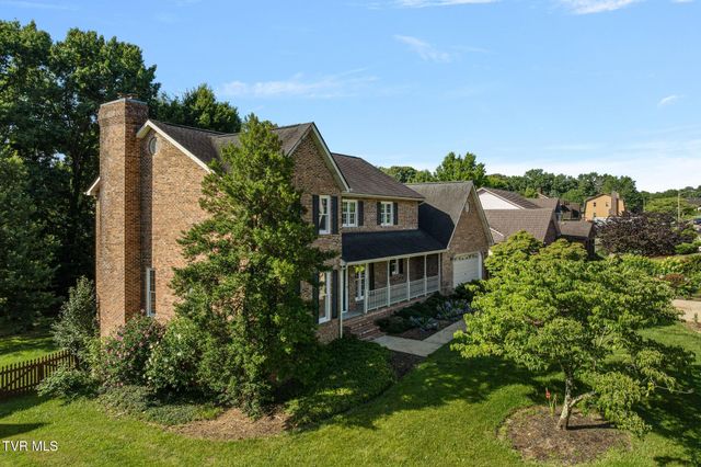 3507 Bondwood Circle, Johnson City, TN 37604