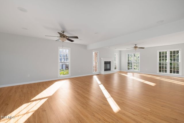 3507 Bondwood Circle, Johnson City, TN 37604