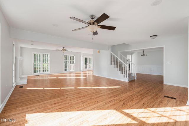 3507 Bondwood Circle, Johnson City, TN 37604