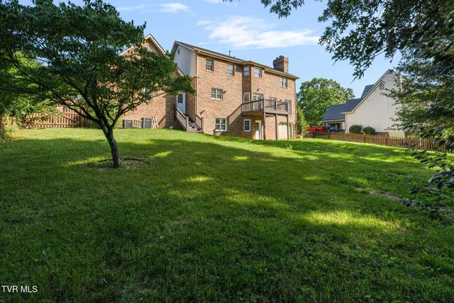3507 Bondwood Circle, Johnson City, TN 37604
